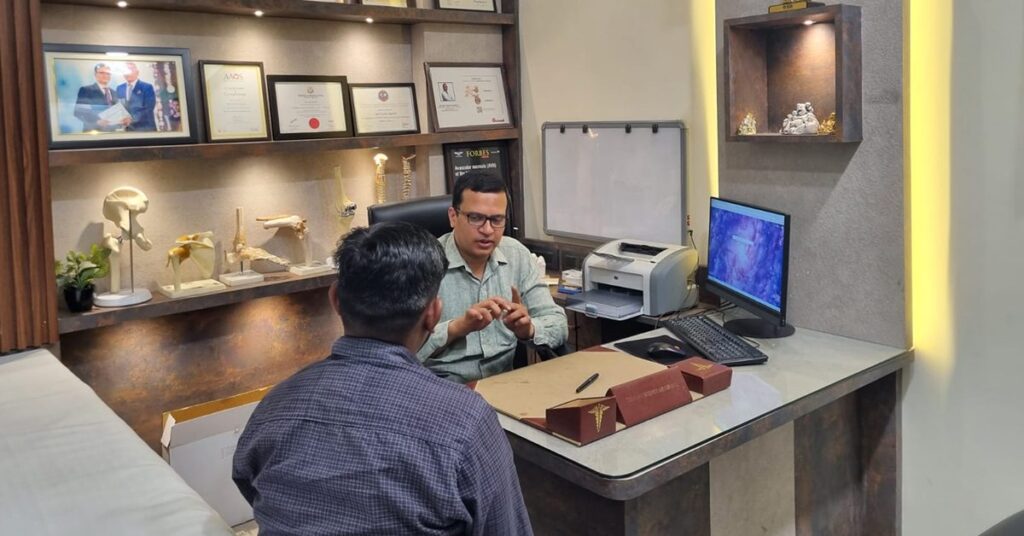 Dr. Amit Kumar Agarwal giving advice on managing arthritis pain during cold weather